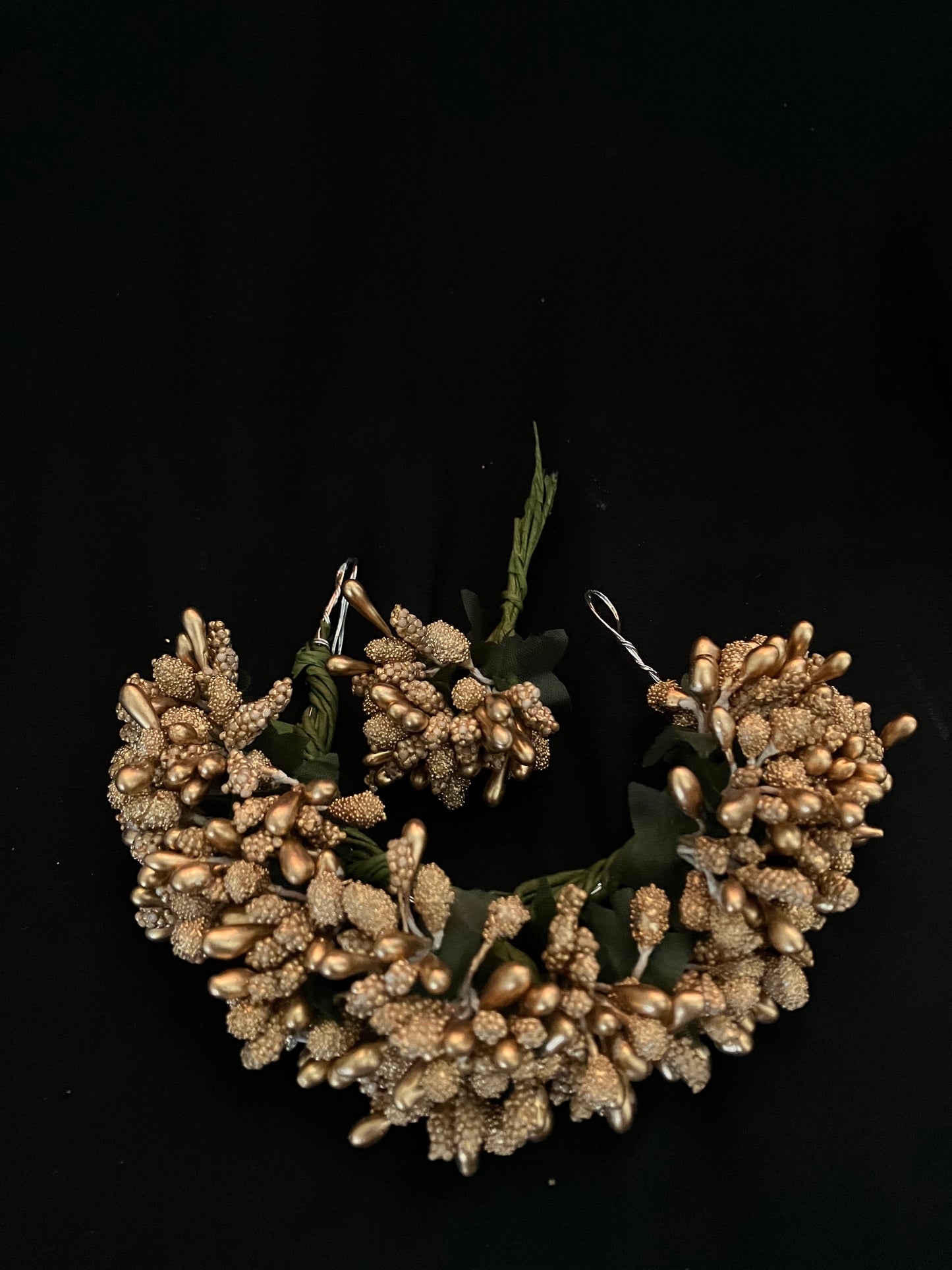Gold buds hair-bun set